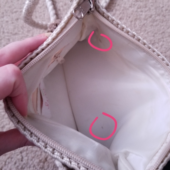 Cute Light Beige and Brown Crochet Knit Weave Shoulder Purse - Picture 11 of 12